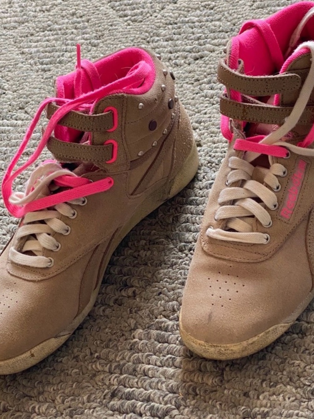 Reebok Tan High-Top Sneakers with Bright Pink Accents pearls and studs retro 80’
